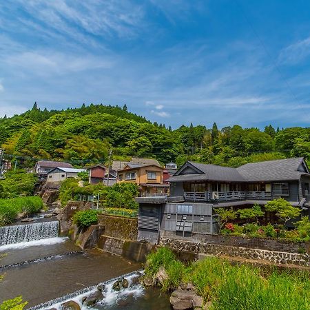 Готель Takaosou Юфу Екстер'єр фото